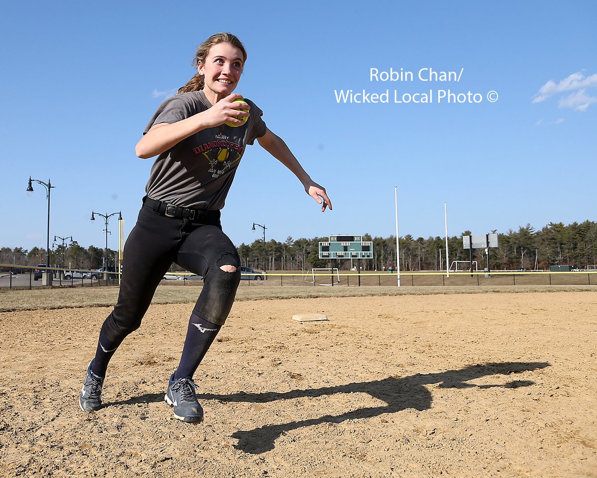 RChan_mariner's tweet photo. PHOTOS: Marshfield High's fields were busy with tryouts during first week of spring sports for boys lax, track, rugby, boys tennis, and softball #marshfield #springsports #talkingaboutpractice https://t.co/OpgmxQXt9r via @WickedLocal https://t.co/VPHBNFhXj5