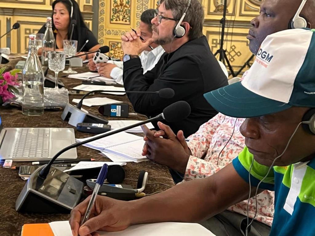 mfloresre's tweet photo. @chiczaaldrete Coopresidente del @dgm_global junto con Líderes locales e indígenas de Burkina Faso, Indonesia, República Democrática del Congo, Ghana, Brasil, Perú, Guatemala y México encabezan la Reunión Anual de trabajo del Comité Directivo Global en Nepal 🇳🇵 país anfitrión 👏 https://t.co/ECVmj6YJ3B