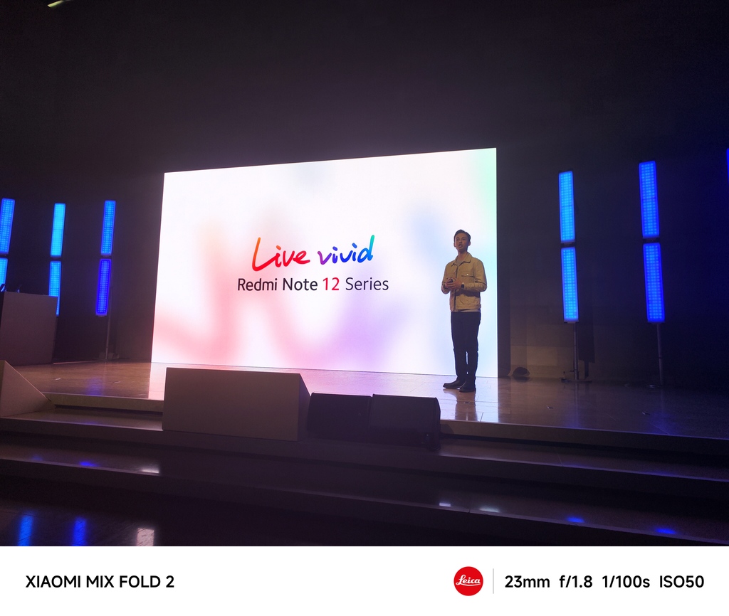 UX_Tech_FR's tweet photo. Xiaomi présente en ce moment la nouvelle série Redmi Note 12 en France !!
Restez connecté à @UniversXiaomi pour découvrir les prix et les versions...
#Xiaomi #Redmi #RedmiNote12serie #LiveVivid #UniversXiaomi https://t.co/f9mpjxGA0S
