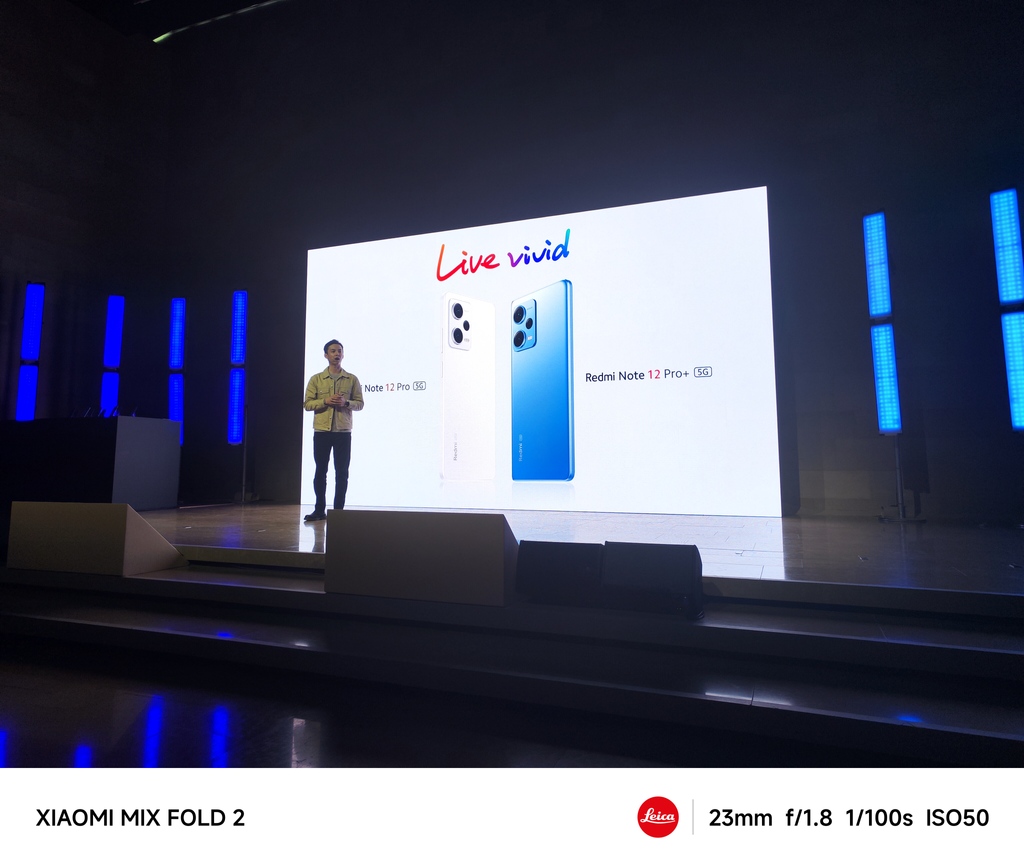 UX_Tech_FR's tweet photo. Xiaomi présente en ce moment la nouvelle série Redmi Note 12 en France !!
Restez connecté à @UniversXiaomi pour découvrir les prix et les versions...
#Xiaomi #Redmi #RedmiNote12serie #LiveVivid #UniversXiaomi https://t.co/f9mpjxGA0S