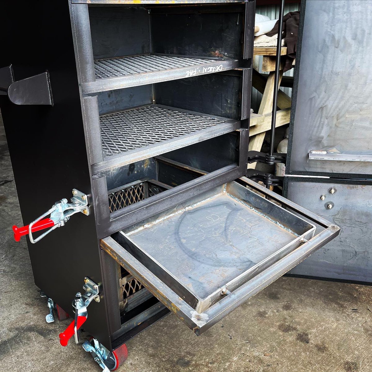 Boathouse smokers on Twitter "Stock series 3 rack with removable 1/4