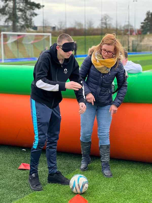 MargauxDeletre's tweet photo. Thibaut, Luka, Marlène, Nathan et Baptiste sont étudiants en #STAPS. Ils organisent aujourd’hui l’édition 2023 de la désormais célèbre et très belle Journée Amiénoise du Sport et du Handicap, rassemblant + de 2000 participants et 200 bénévoles👏🏼 #JASH2023 #handisport #sportadapté https://t.co/EguWejALr9