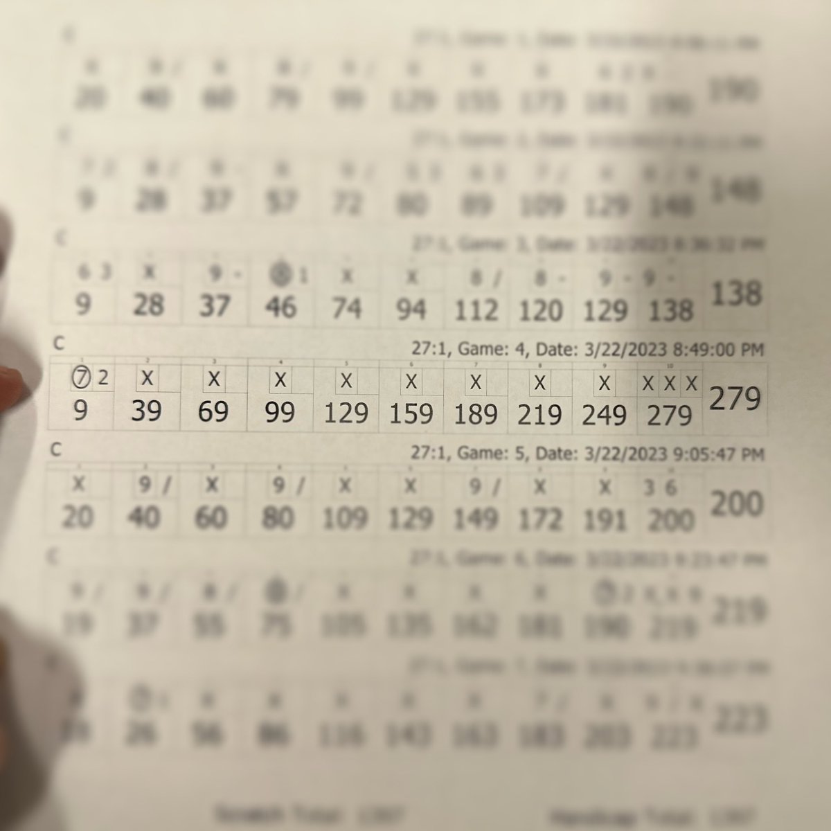 KingKlutchTV's tweet photo. Set a new high last night of 279 and a new 3-game series high of 698! It wasn’t the best start to the night as I was working on some adjustments. But, I think I figured something out in the fourth game! Not. Done. Yet #Bowling #ExoticGem #2Handed #2Hander #RotoGrip #Exotic #Gem https://t.co/MgYUe12iQL