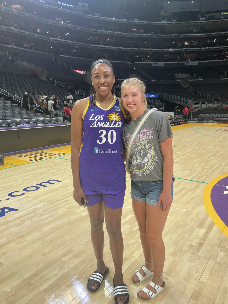 Happy Birthday fam!! I hope you have a great day! 🎉🎂🎊🎁🖤 <a href="/braylen_lusby/">Braylen Lusby</a>