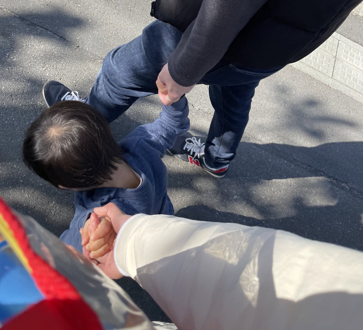 mkn____44's tweet photo. 息子がもうすぐ２歳。
毎日抱っこする度に、大きくなったねぇ、あんなにちっちゃかったの���って思うし声にも出しちゃう。
これからも元気で、沢山笑ってください。 https://t.co/PainOrdkP7