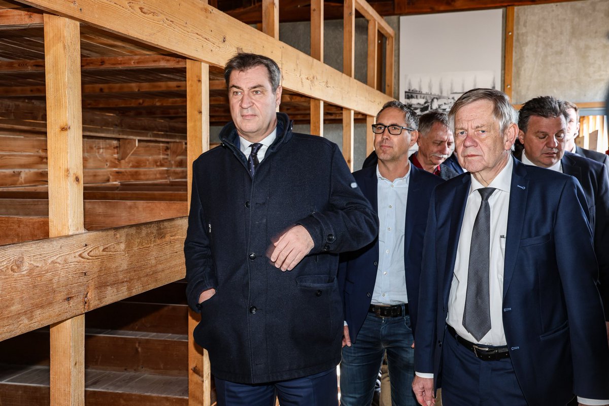 Auch nach einem Tag bin ich fassungslos. Vor 90 Jahren wurden die ersten politischen Häftlinge in das KZ Dachau verschleppt. Das gestrige Gedenken instrumentalisiert Markus Söder zu einer Wahlkampfveranstaltung. Das ist dem Gedenken und eines MP unwürdig. 1/9
Bild: Jørgensen