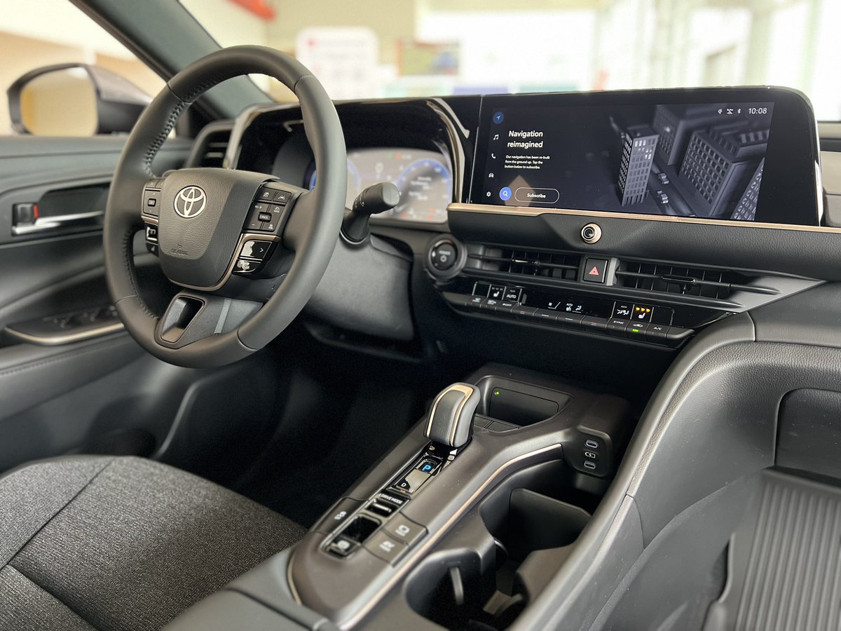 MooreDeals's tweet photo. Say hello to the future of driving with the 2023 Toyota Crown Hybrid! This stunning sedan combines the best of both worlds with its fuel-efficient hybrid engine and sleek, modern design.

#TOYOTA #donmoore #mvp #winnerswin #crown #cars #quality #vehicle https://t.co/TfdOyy5aCh