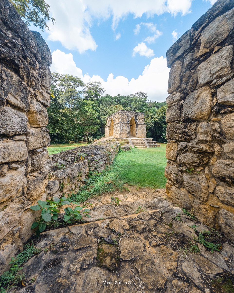 Zona arqueológica de Ek Balam (Jaguar negro) 🐆
#yucatan #visityucatan #ekbalam #zonaarqueologica #yucatanturismo #yucatanescolor