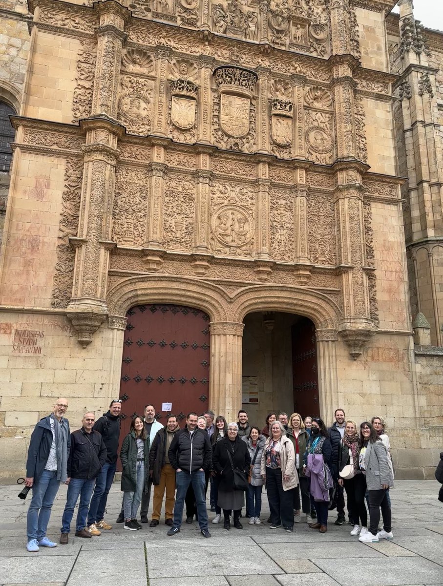 Closing the <a href="/CreaSTEAM_proj/">CreaSTEAM Project</a> project at <a href="/usal/">Universidad de Salamanca</a> after more than two years working on defining and piloting STEAM-Labs at secondary schools 🇹🇷🇩🇪🇪🇸🇮🇹. All the resources for teachers available at creasteam.eu/steam-labs/ #WomenInSTEM <a href="/EUErasmusPlus/">Erasmus+</a>