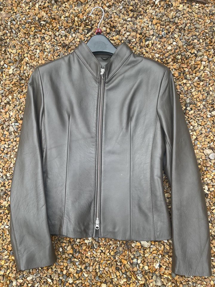 Crypto_Kai2013's tweet image. Sale @WestedLeather this stunning Leather ladies jacket in size 6 is just £65 to clear! View for details at Wested.com from @MadeinGB2013 🇬🇧 to @BulldogBDX @burleyfires