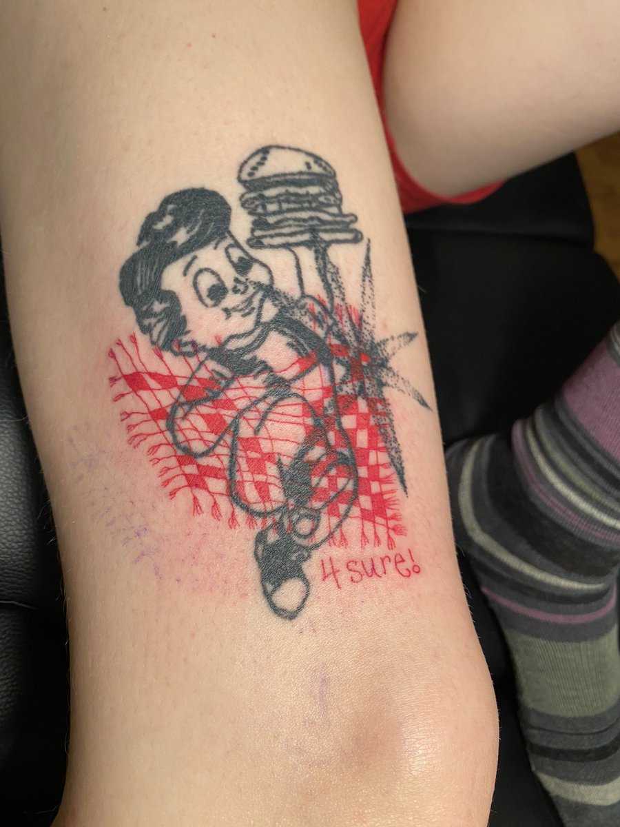 froggiescream's tweet photo. Machine and pokes #stickandpoke #blastover #abstractart https://t.co/ZCYdIBdqPJ