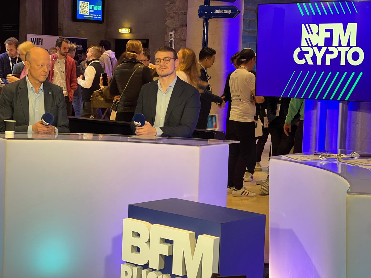 🔥🔥 Notre CEO <a href="/PowerHasheur/">Hasheur</a> en live du salon #PBW2023 avec <a href="/jerallaire/">Jeremy Allaire - jerallaire.arc</a>, CEO de <a href="/circle/">Circle</a>, accompagnés de <a href="/gregory_raymond/">Grégory Raymond 🐳</a> et <a href="/GuillSommerer/">Guillaume SOMMERER</a> de <a href="/bfmbusiness/">BFM Business</a>.