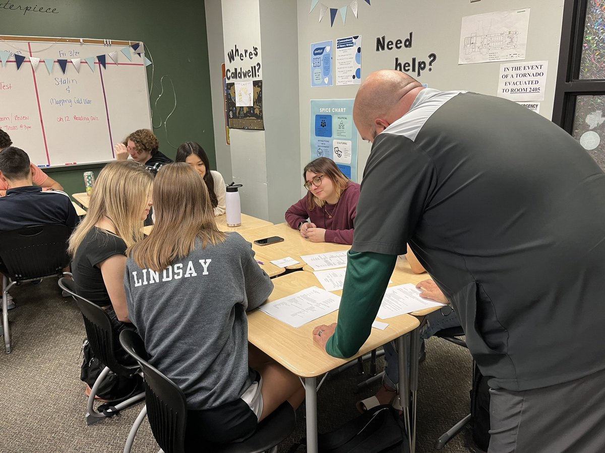 KPHS_SSandCTE's tweet photo. KPHS Sociology students learn import life lessons through a simulation. @HumbleISD_KPHS @humble_SocSt #DoingSocialStudiesDaily https://t.co/QjgphANumh