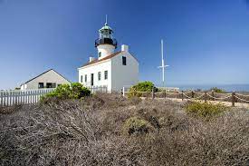 FarosLos's tweet photo. A partir de este instante pasa a conocerse como “Old Point Loma lighthouse”. #PointLomaLighthouse https://t.co/Q4Z77EsQdc