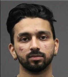 YRP's tweet image. CANADA-WIDE WARRANTS ISSUED FOR TWO SUSPECTS WANTED IN CONNECTION WITH 2021 ATTACK OF ELNAZ HAJTAMIRI IN RICHMOND HILL- Jaspreet SINGH, 24, of British Columbia &amp;amp; Sukhpreet SINGH, 23, of Mississauga are urged to seek legal advice and turn themselves in. yrp.ca/en/Modules/New…