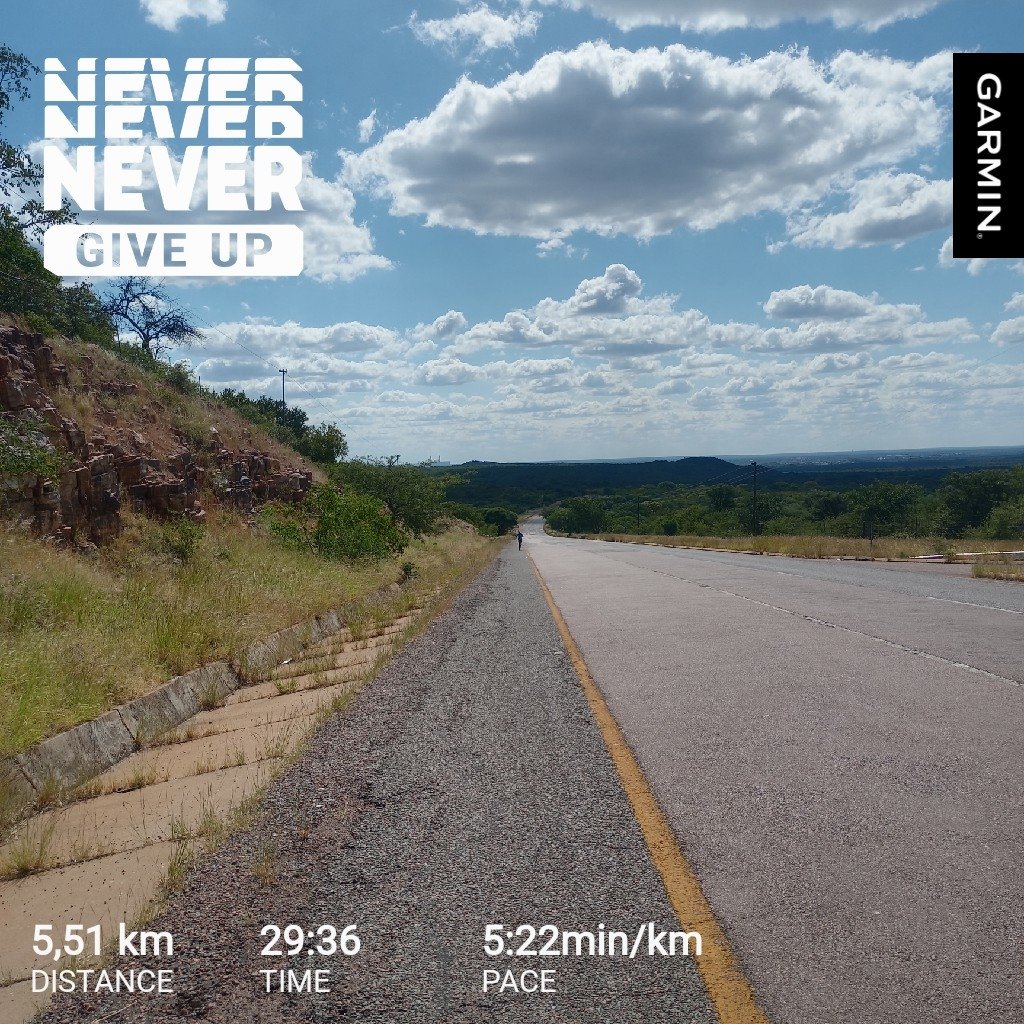Mankoe8's tweet photo. Speed work or hills repeat form part and parcel of your training program.
#FitnessMotivation
#Ichoose2Bactive
#RunningWithLulubel
#RunningWithTumiSole
#Addicted2running
#NeverGiveUp
#Comrades2023 https://t.co/inJoZR2k3n