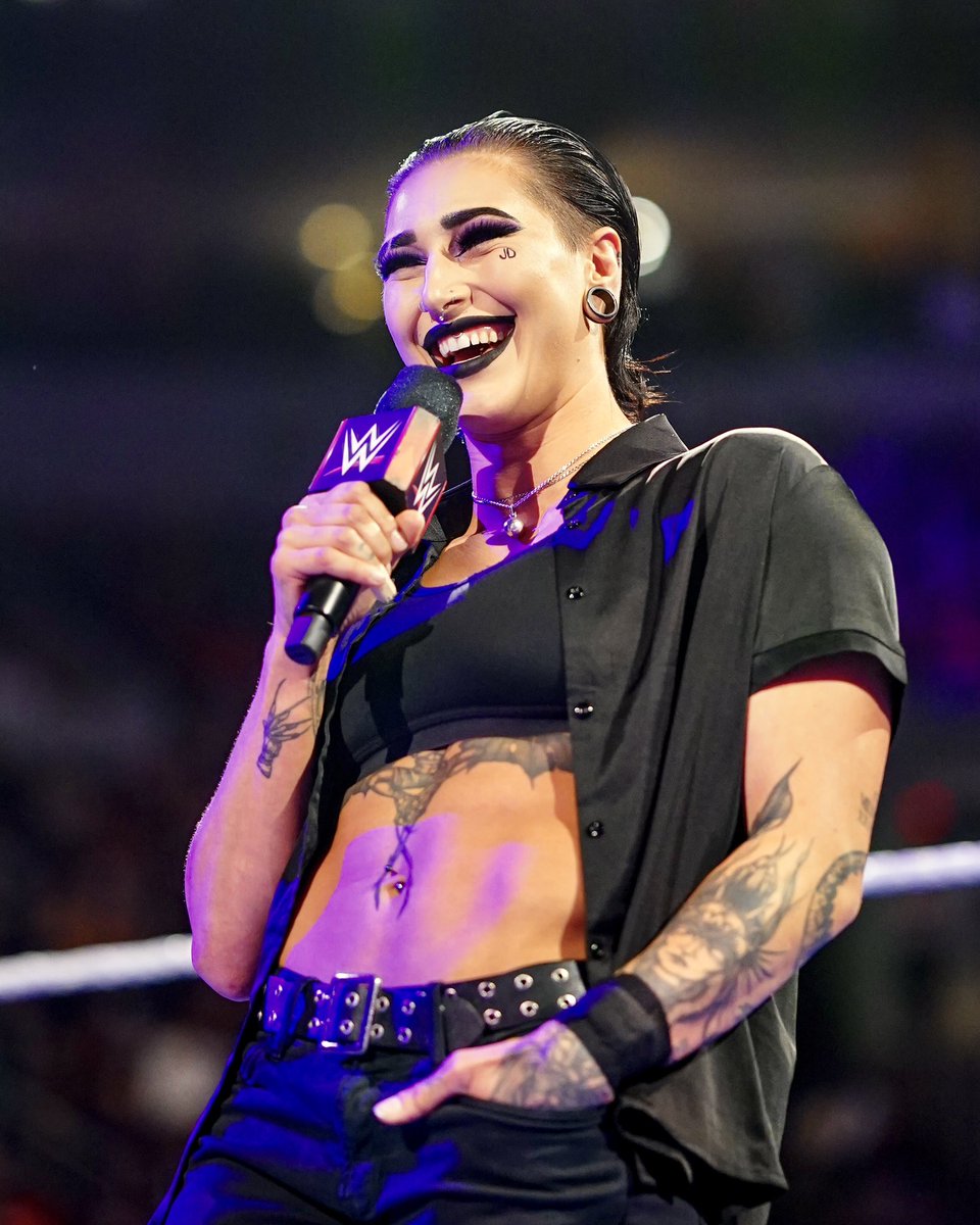 WWEonFOX's tweet photo. Isn’t Mami the coolest?! ⚖️

@RheaRipley_WWE https://t.co/P0n78zXyKe