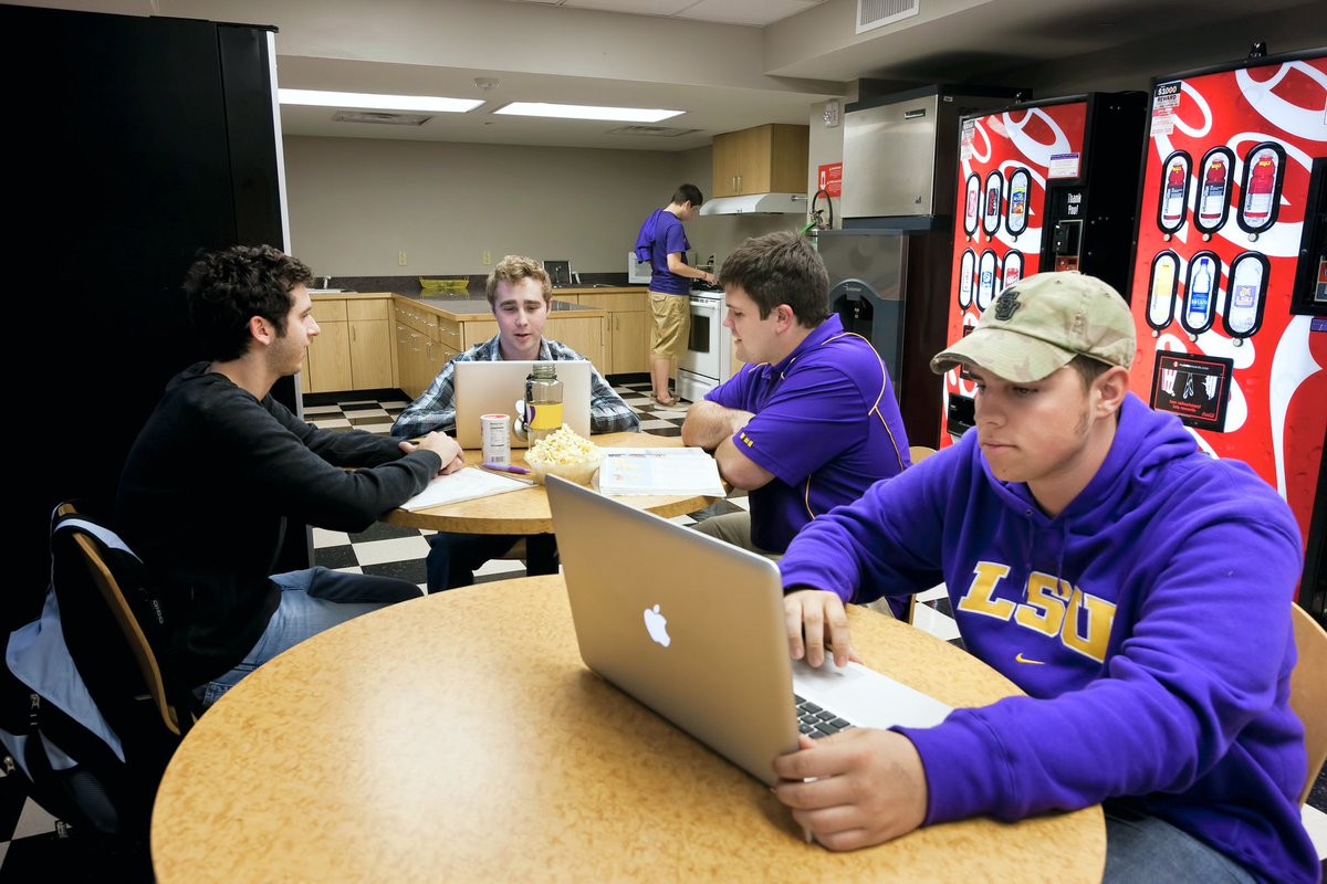 LSUResLife's tweet photo. All residents should check their #LSU email accounts for a link to the 2022-23 Residential Experience Survey. We want to hear about every aspect of every student’s experience. Residents who complete the survey will be entered into a drawing for various prizes! #myLSUhome https://t.co/wL9oUTM80U