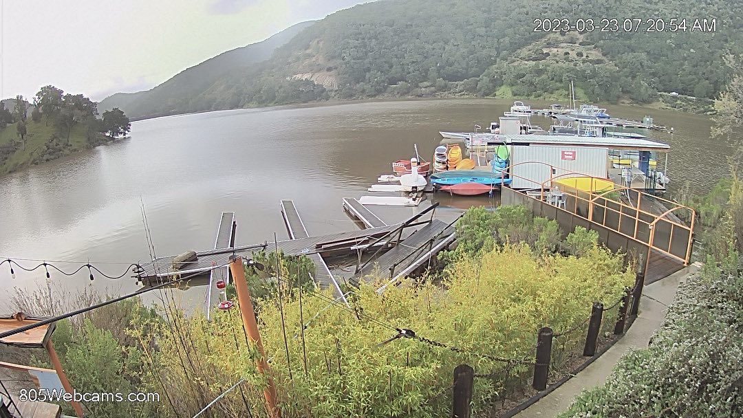 Lopez Lake spilled over today! How fitting to have a faint rainbow on the 805 Webcam to celebrate! Swipe for a spillway picture and visit 805webcams.com 

#lakelopez #lopezlake #805webcams #centralcoast #shareslo #beonksby #keyt #slocal #bassfishing #arroyogrande