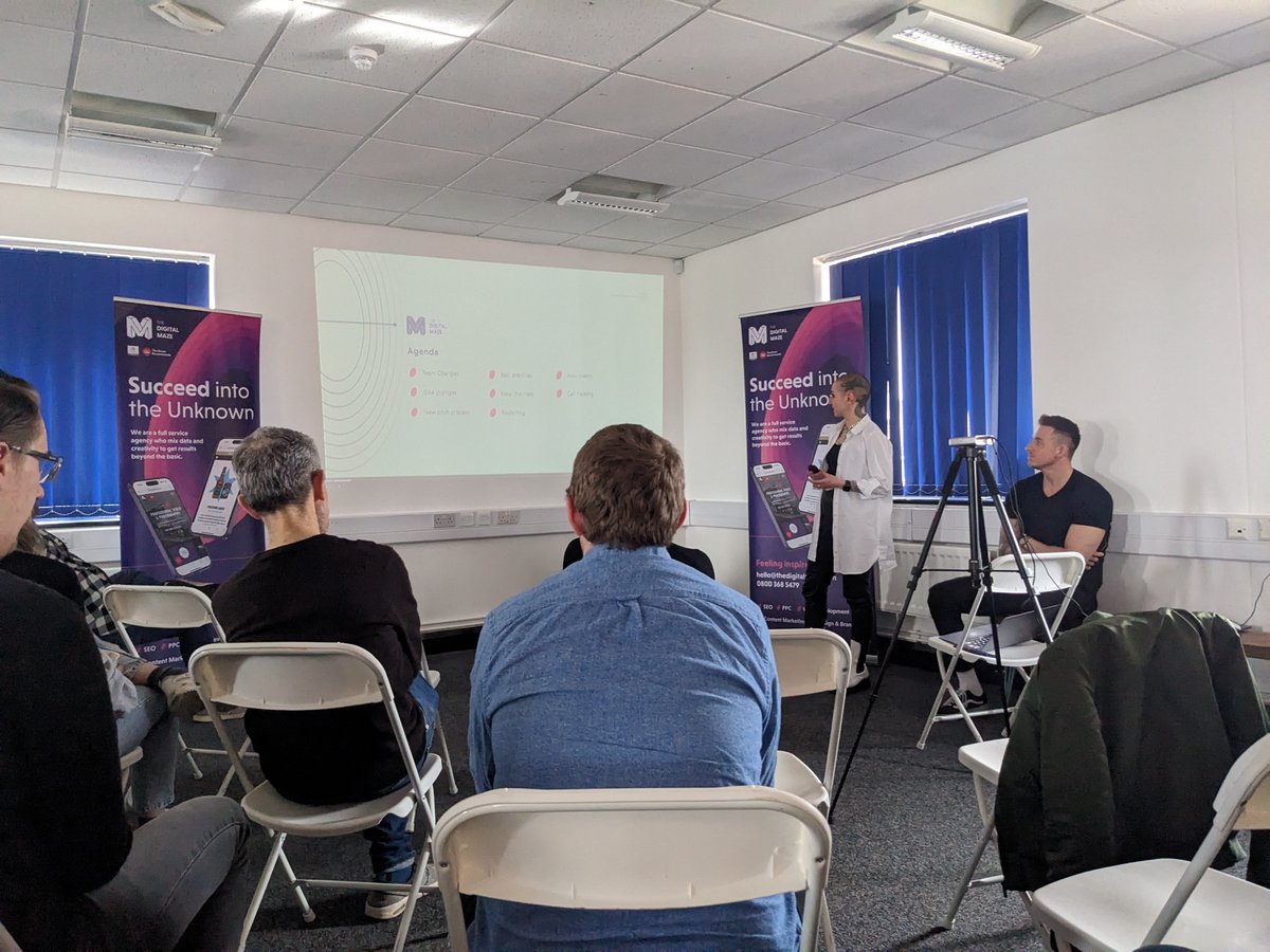 TheDigitalMaze's tweet photo. We got the whole gang together yesterday for an office day and a pizza social 🍕
We enjoyed presentations from each team covering,  SEO, PPC, customer support, web dev and design! https://t.co/W2cdqqpS6r