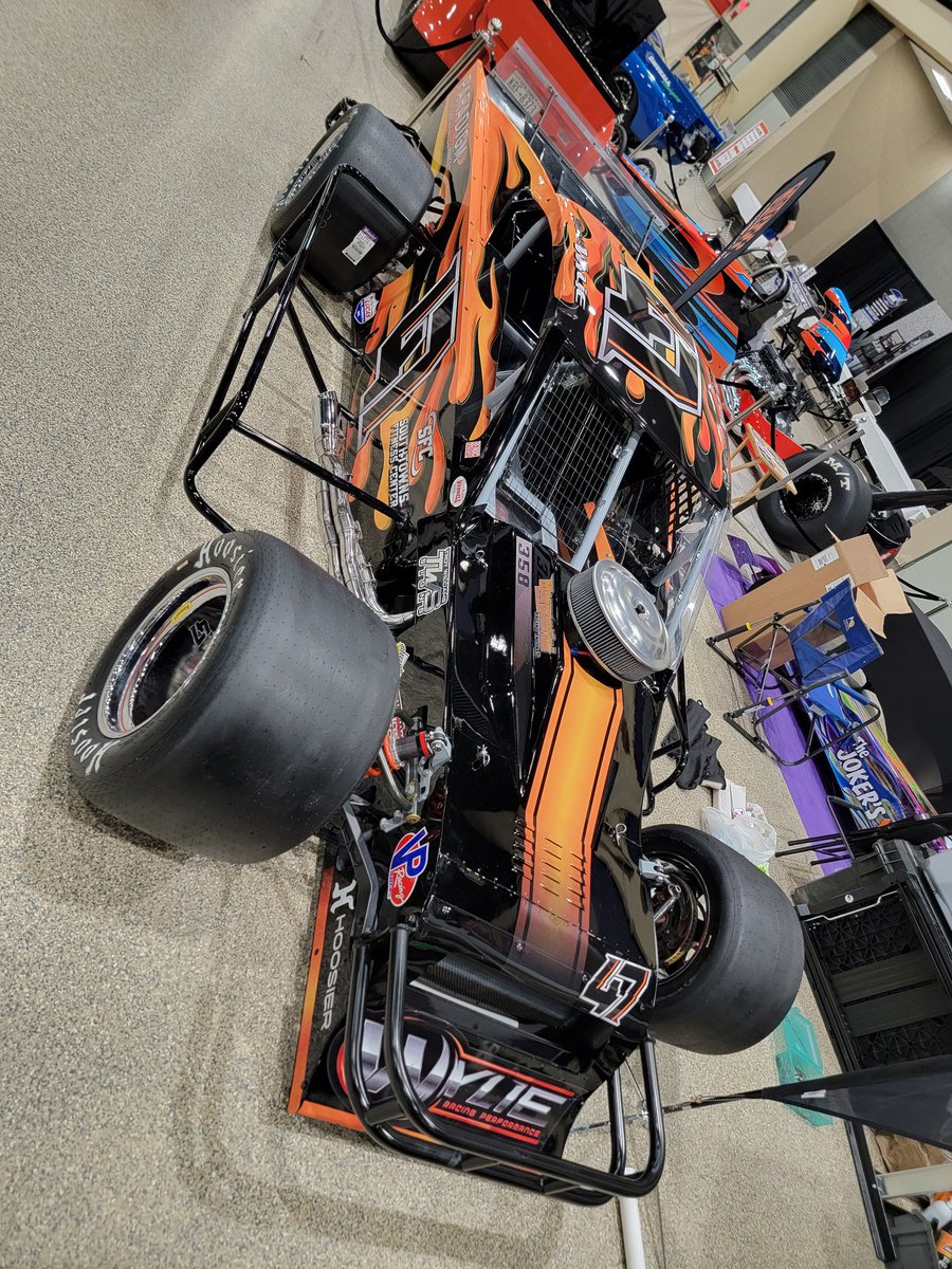 RoCModSeries's tweet image. Stop by and see us @BuffaloMotorama this weekend as @scottwylie47 has the beautiful #47 Modified on display. #WhereEveryLapCounts #ModifiedsMainly