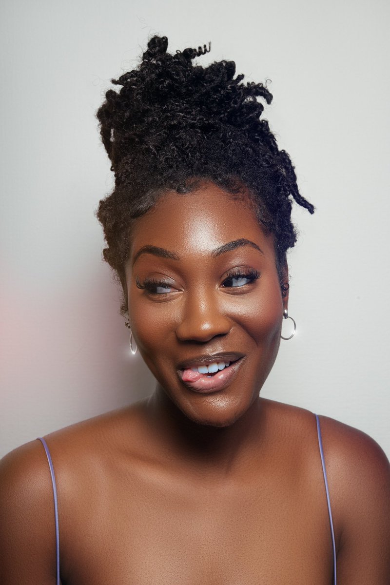 poeticsparkles_'s tweet image. I like you fr fr ✨