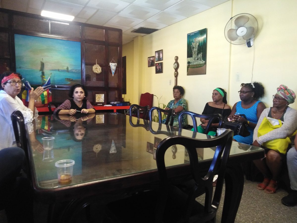 patrimonioics's tweet photo. Ruta Patrimonial por @RadioHabanaCuba de trabajadores destacados de @IcrtCuba. @alfonso_noya @wrr2 @conelmayor @agnes_becerra @Belkyspcr @citmacuba @AlexandraFalla @ibermemorias @MarthaFerrio @radio_cubana @tv_cubana @YaquedeCuba @YuzaimaCardona @radiotainofm @fundacion_cine https://t.co/gp3H2U0eWy