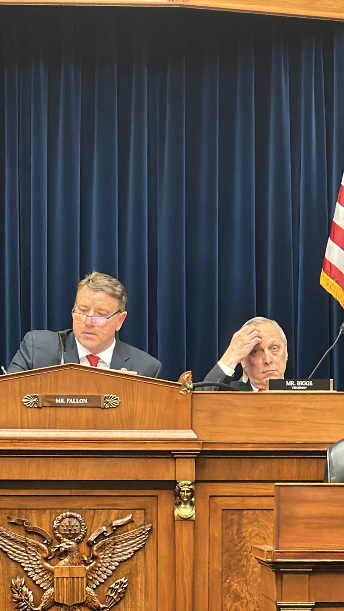 Manuel Oliver on Twitter: "Im inside a hearing in DC. It’s incredible