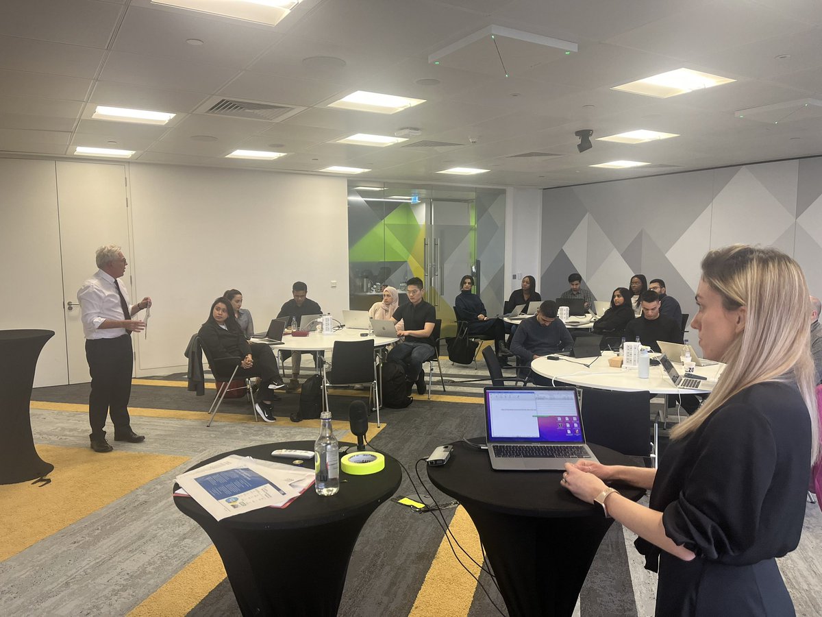 Masterclass from Sir David Sloman lecturing the global health students from UCL <a href="/ucl_GBSH/">UCL Global Business School for Health</a> on, what is today, the third anniversary of #COVID19 lockdown. Tremendous lessons on innovation, dedication, ingenuity and agility in the face of the pandemic and unprecedented uncertainty.