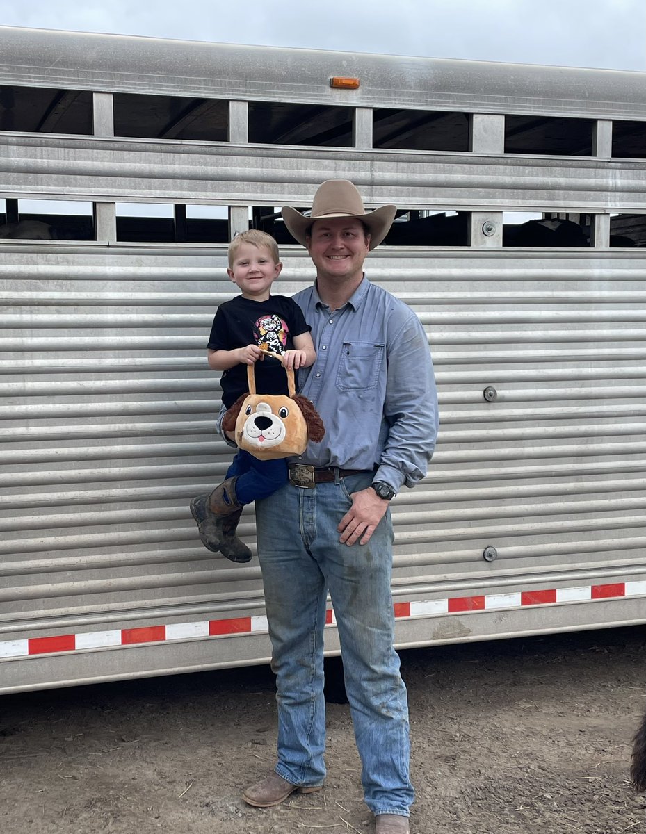 Clancy Ray (with his bag of rocks) and I are west bound toAmarillo for the weekend!