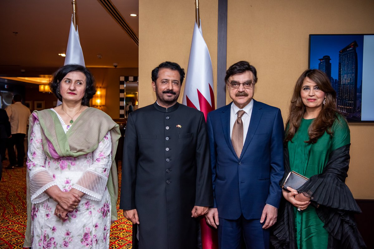 PakinQatar's tweet photo. A diverse cross-section of the Pakistani community living in Qatar also attended the #PakistanDay reception with great fervor, enthusiasm and pride.

@PakPMO @BBhuttoZardari @AejazMuhemmed  @ForeignOfficePk @MoIB_Official @mophrd @FPCCI1 

#ThisIsPakistan
#23March https://t.co/zQIITnEaEi