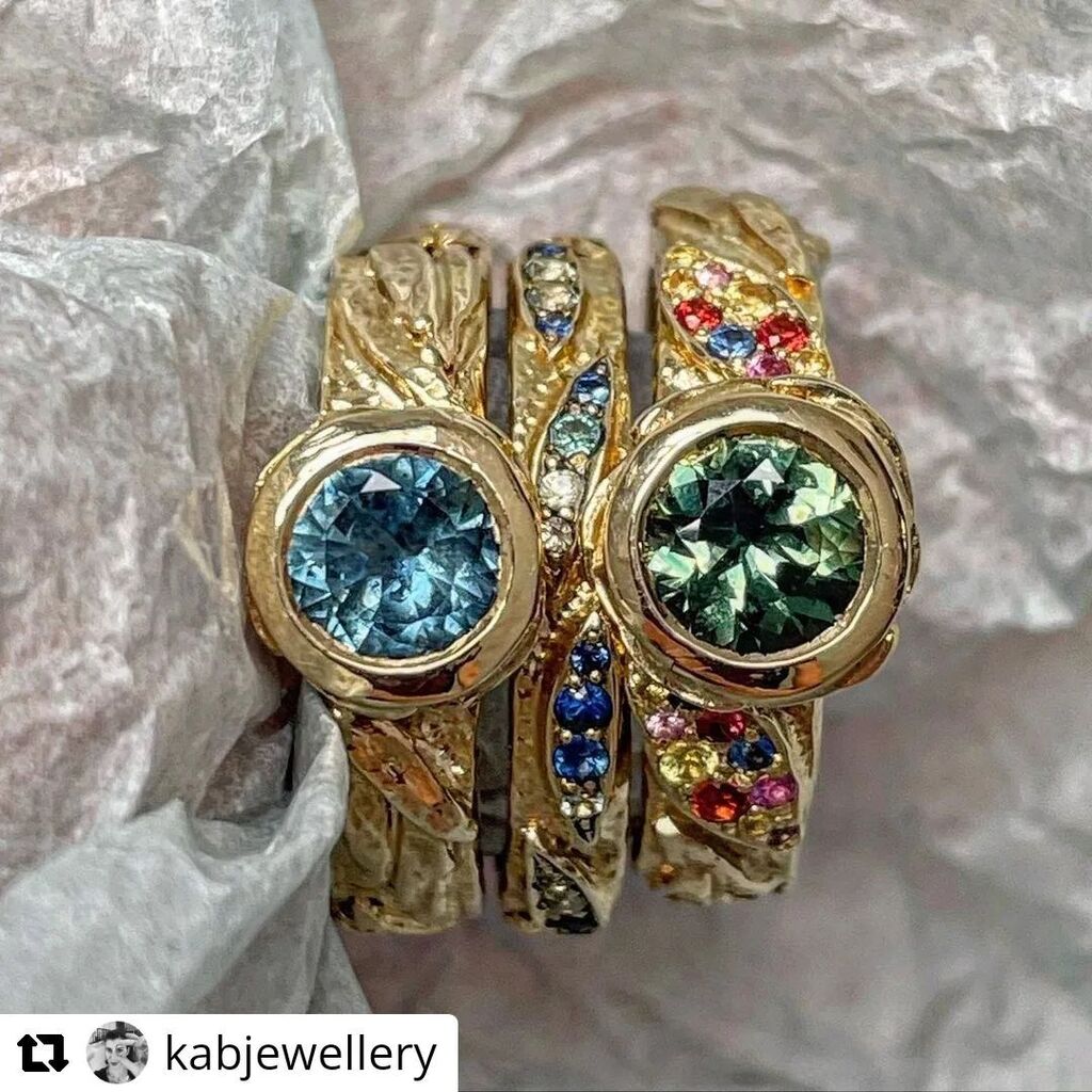 Beautiful work Katherine @kabjewellery
• • • • • •
Showcasing more one of a kind hand selected gems. These two rings feature beautiful ethically mined Australian sapphires from @capricorngems 
#australiansapphires #ethicalgemstones #ooakrings #lo… instagr.am/p/CqIunu2ON6N/