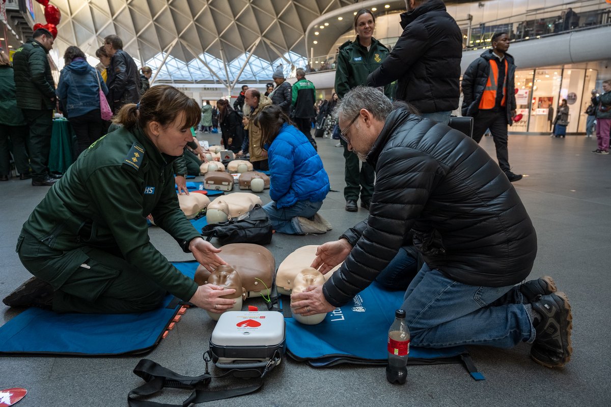 SpaceandPeople (@spaceandpeople) on Twitter photo Last month <a href="/Ldn_Ambulance/">London Ambulance Service</a> were at London King’s Cross station for Valentine’s Day promoting their London Lifesavers campaign.
As part of the campaign, the knowledgeable team were at the station teaching passers-by how to safety perform CPR with the use of Annie mannequins ❤️ Last month <a href="/Ldn_Ambulance/">London Ambulance Service</a> were at London King’s Cross station for Valentine’s Day promoting their London Lifesavers campaign.
As part of the campaign, the knowledgeable team were at the station teaching passers-by how to safety perform CPR with the use of Annie mannequins ❤️