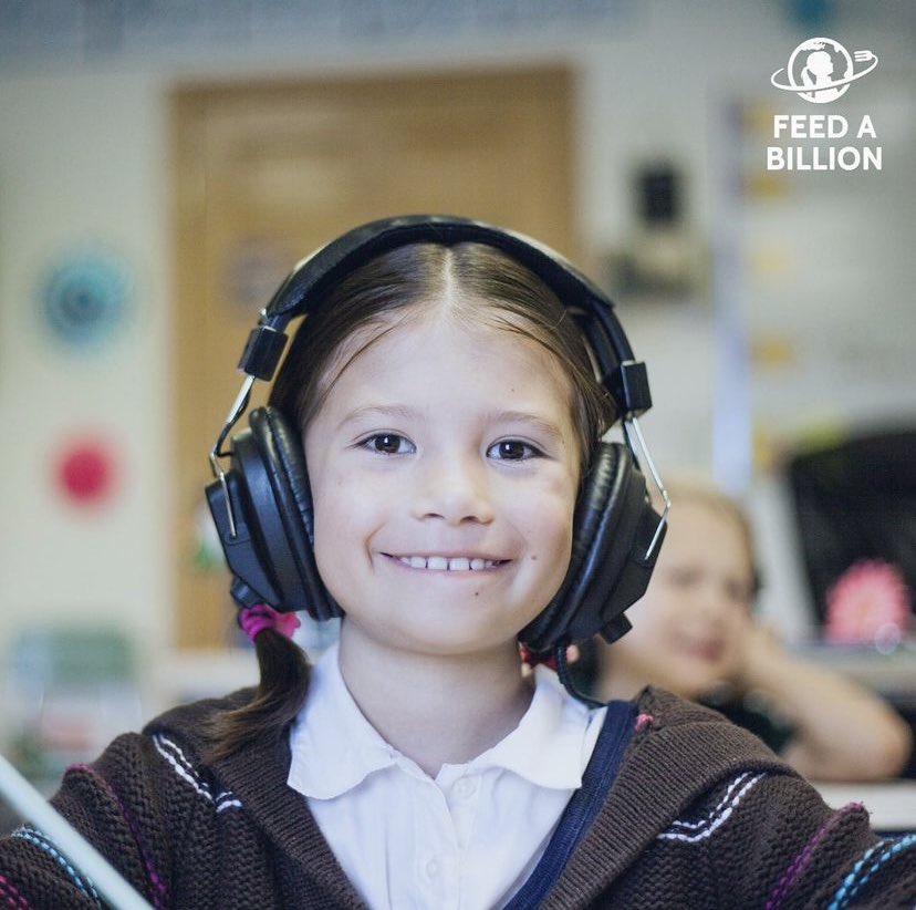 feedingabillion's tweet photo. Empowering girls and women through education is essential to achieving gender equality 📚🍽 👧🏻 By providing nutritious daily meals, Feed A Billion helps to keep girls in school instead of being sent away to work or marriage. 

An educated girl is a powerful one 💙 https://t.co/bmFLJatONP