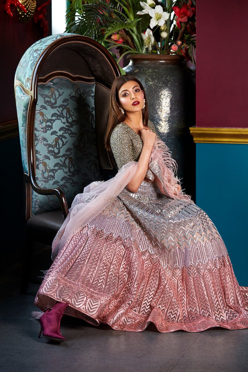 KajalFanKiran's tweet photo. Upcoming 3 Notable projects of 
Queen ❤️
#Indian2 -💥 tamil
#NBK108-💥 telugu
#UntitledFilm-💥Hindi

Shootings completed 
#Uma #Karungapiyam

Discussions: - #2projects One in each Telugu and tamil 

@MsKajalAggarwal 
#KajalAggarwal https://t.co/4n0CT620Rd