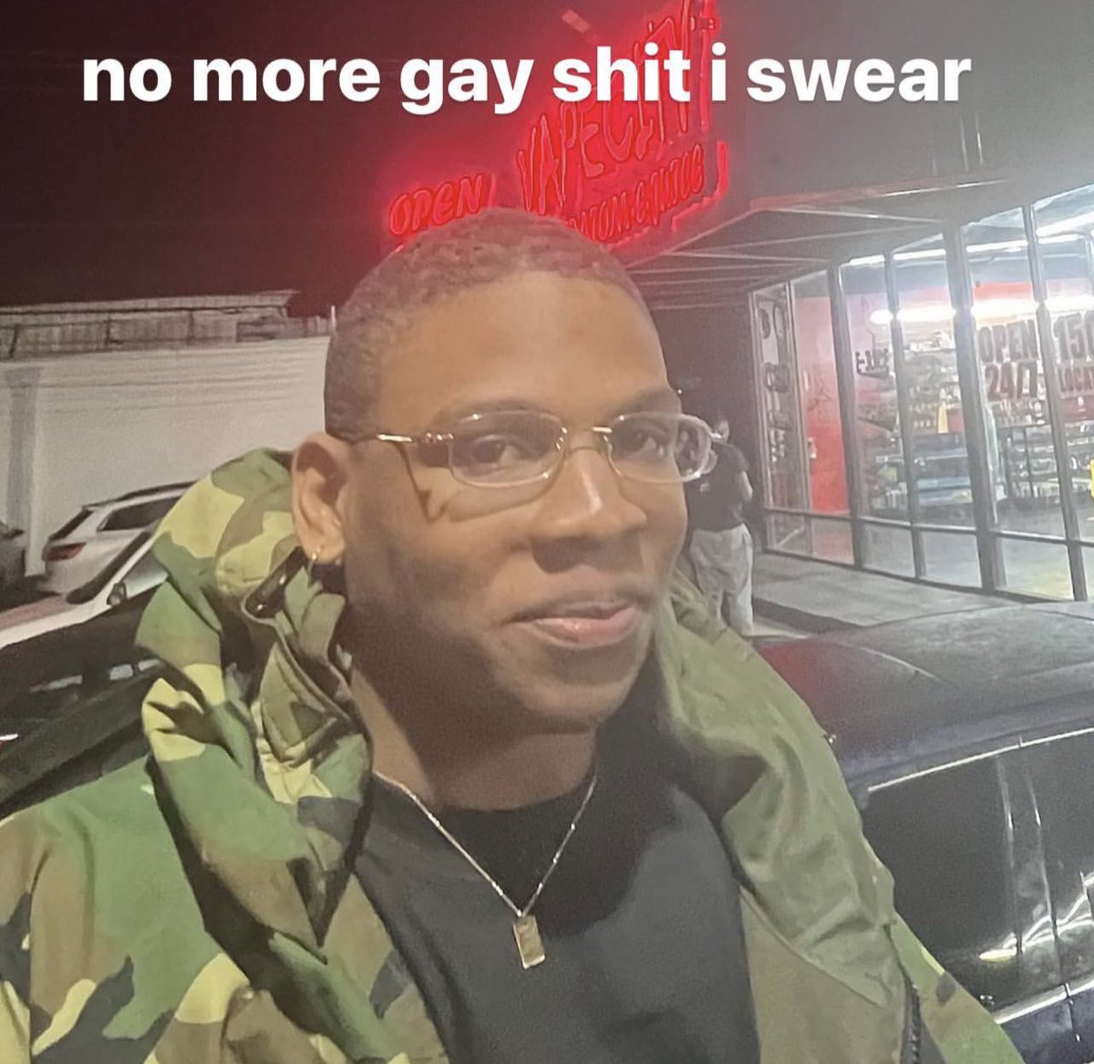 whoiseustace's tweet photo. Your last saved meme is how Pluto in Aquarius is gonna go for you. https://t.co/KxIhwPO21p