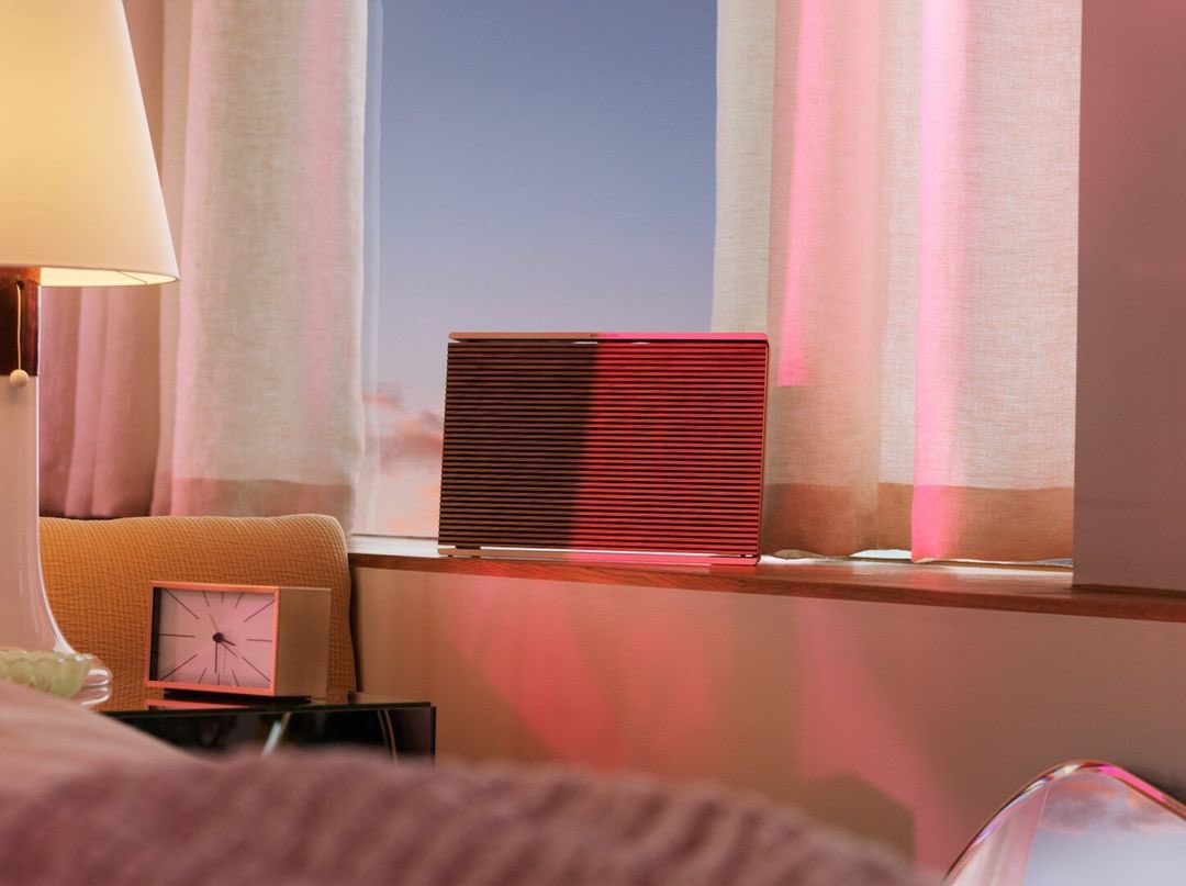 3musicnetworks's tweet photo. Coffee tables, work desks, bookshelves - Beosound Level settles right in.

Follow @bangolufsen_gh 

#BeosoundLevel
#BangOlufsen https://t.co/dOx1XWvFFT