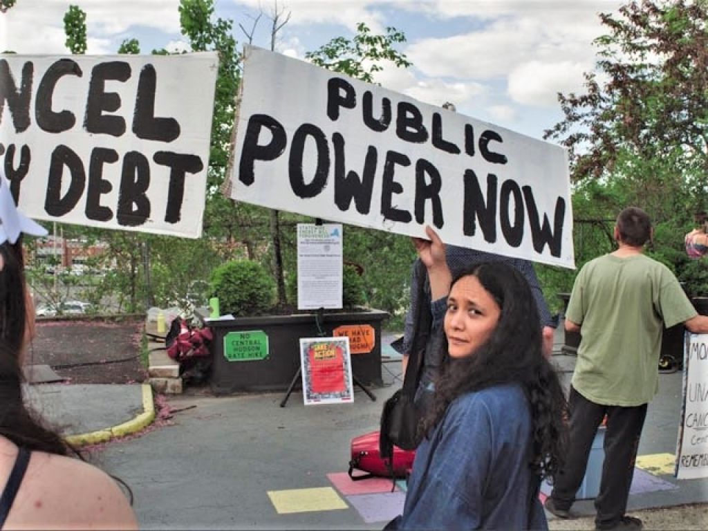 Opinion: How the 'Build Public Renewables Act' can get you off Central Hudson
nooz.at/post/link/562F…
#communitychoiceaggregation #renewableenergy #centralhudson #sarahanashrestha