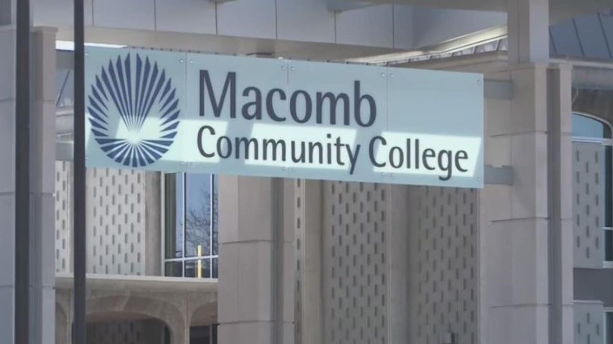 DALNETnews's tweet photo. More than $600K of federal funding is going to @MacombCollege Macomb Community College apprenticeship program - From @FOX2News  
https://t.co/1aEXOzE46O https://t.co/nrrA9diJKN