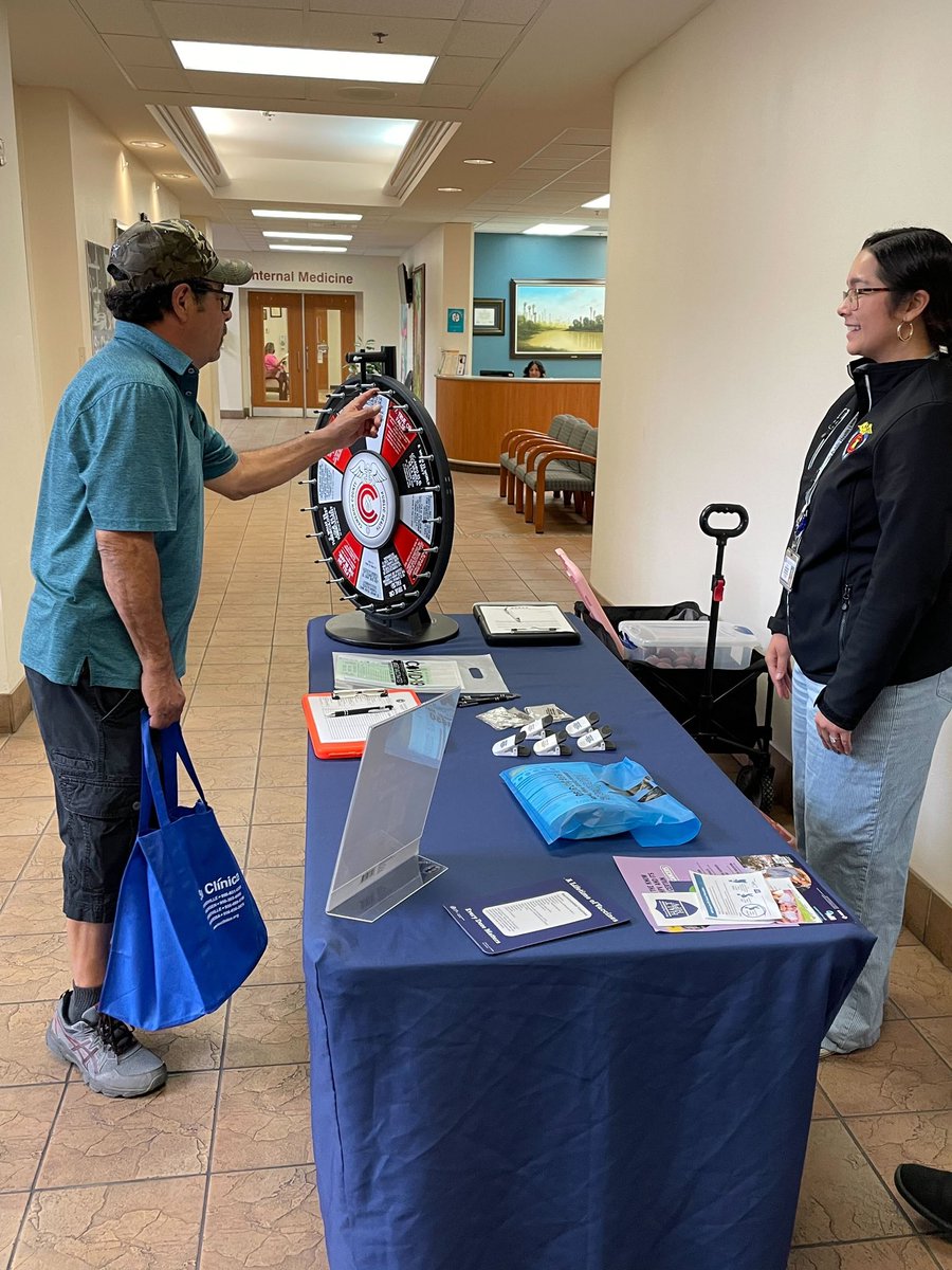 CCPHTexas's tweet photo. In commemoration of #WorldTBDay, we partnered with Su Clínica to continue spreading the word about #Tuberculosis and its impact on global health.
Together, we can raise awareness! 🩻#TBAware #StopTB https://t.co/E3KHd4j2HY