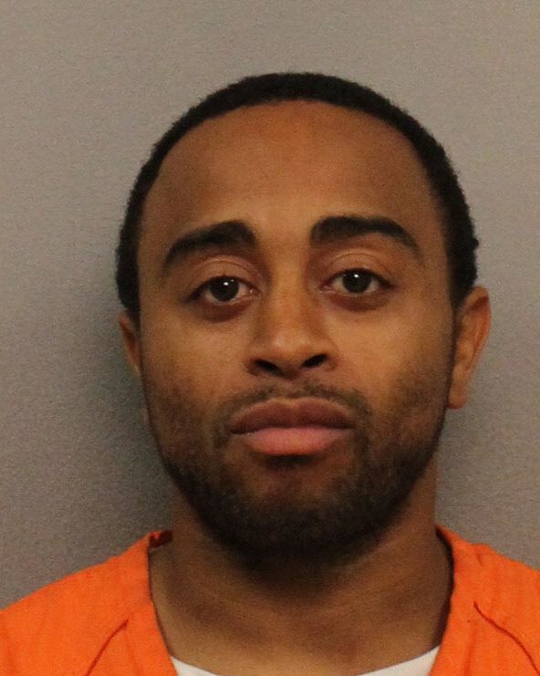 MNPDNashville's tweet photo. Please be on the lookout for Thomas Harold Beach III, 37. He's wanted on multiple domestic violence warrants, including 7 counts of aggravated assault. He's alleged to have fired a pistol at a car containing his ex-girlfriend &amp; her two children. See Beach? Please 📞615-742-7463. https://t.co/jB6NA56vrb