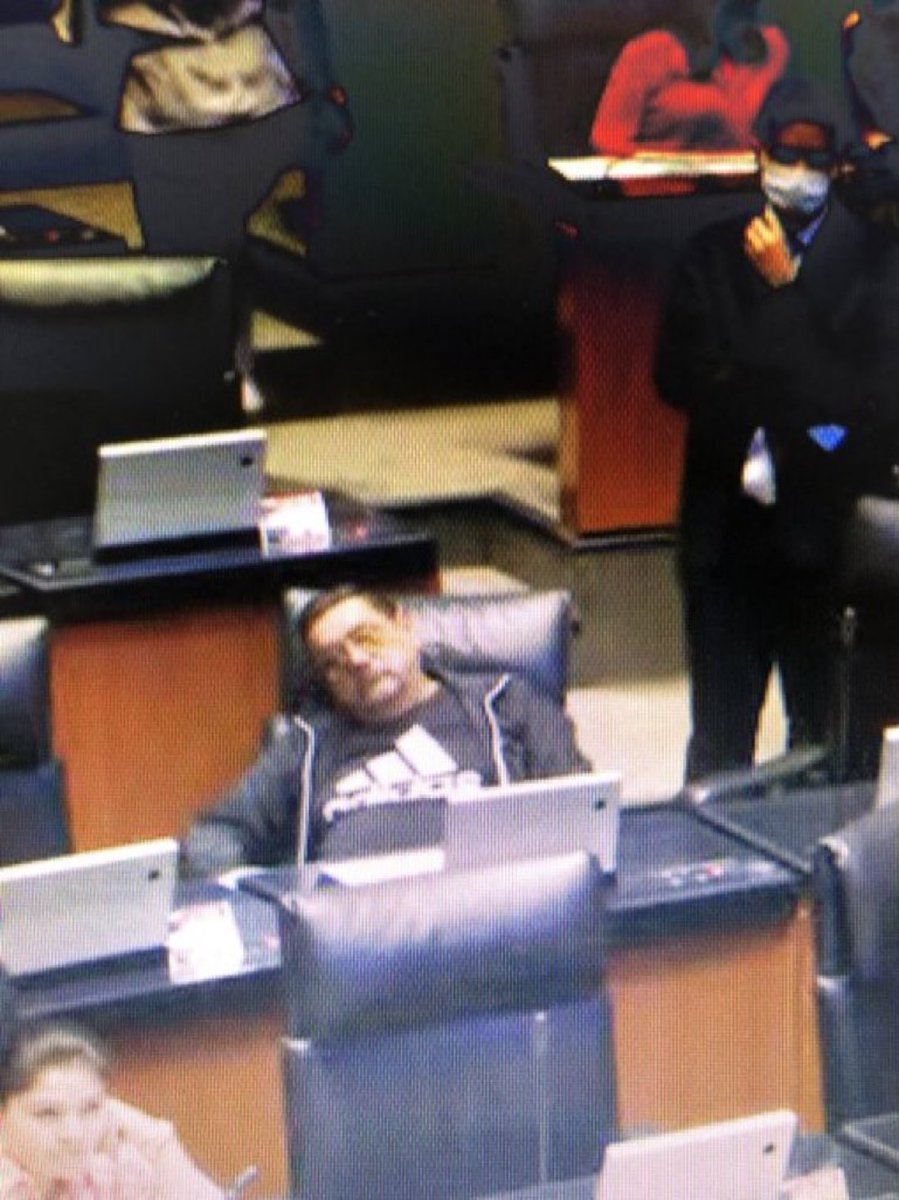 Cansadísimo Félix Salgado Macedonio de violar 🙃 la  ley