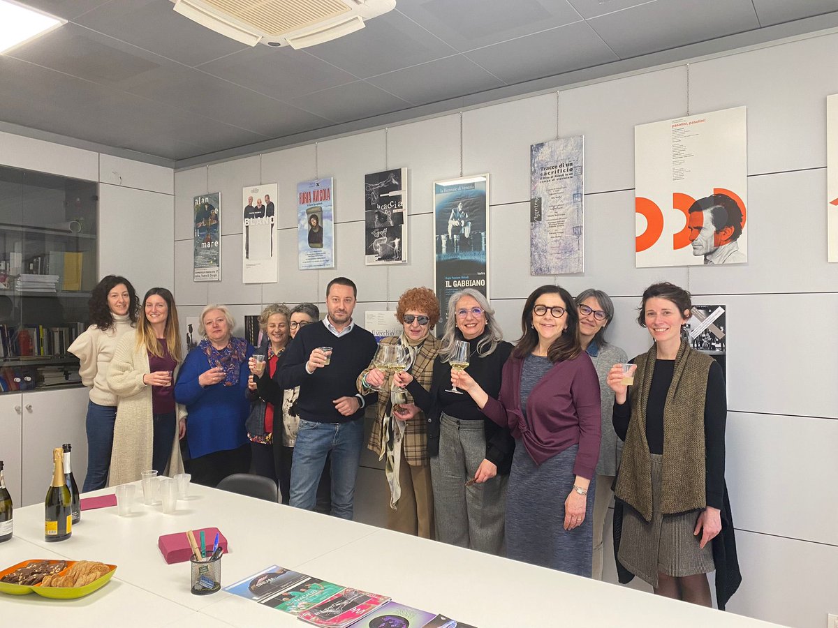 Tiziana Gibelli 🇪🇺🇮🇹🇺🇦🇮🇱 (@gibellitiziana) on Twitter photo Un brindisi un po’… in ritardo ma ugualmente caloroso a <a href="/RitaMaffeiTweet/">Rita Maffei</a> 🙂e a tutti coloro che lavorano al <a href="/CSSUdine/">CSSTeatrostabileFVG</a> 🙂e dunque… anche per #CulturaSportFVG <a href="/regioneFVGit/">Regione FVG</a>
Ad maiora 😉 Un brindisi un po’… in ritardo ma ugualmente caloroso a <a href="/RitaMaffeiTweet/">Rita Maffei</a> 🙂e a tutti coloro che lavorano al <a href="/CSSUdine/">CSSTeatrostabileFVG</a> 🙂e dunque… anche per #CulturaSportFVG <a href="/regioneFVGit/">Regione FVG</a>
Ad maiora 😉