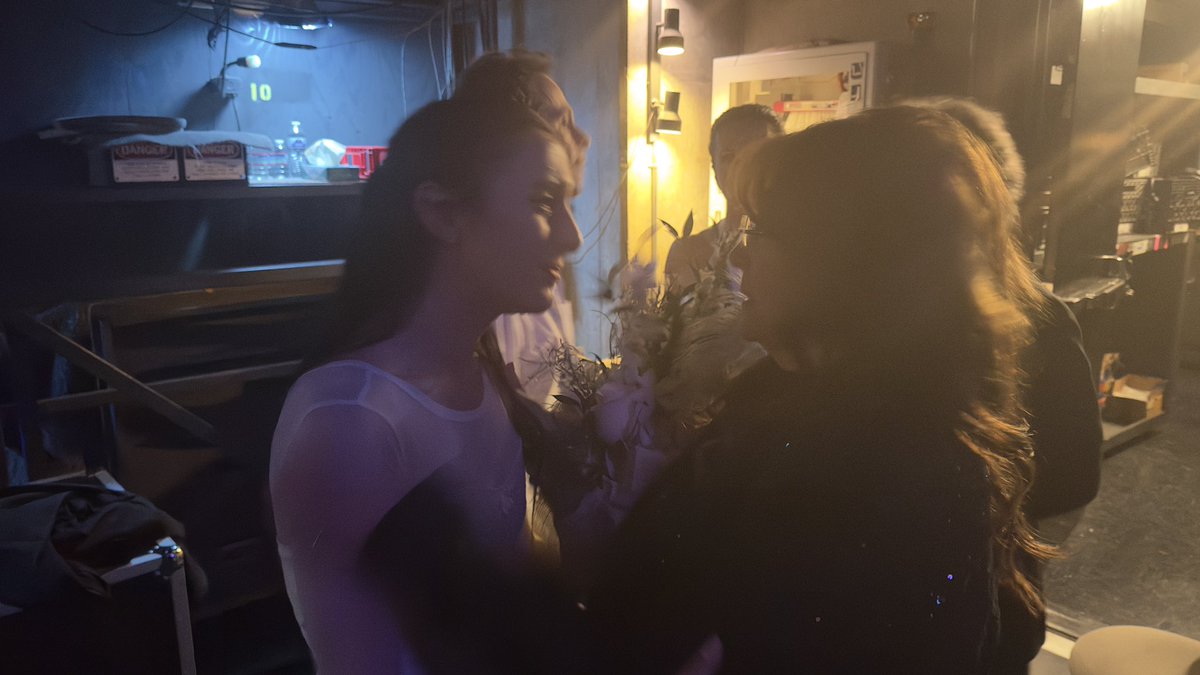 ElleToussi's tweet photo. The moment two generations of ballerinas met. They mean so much to me. For trusting me to help tell their stories. @mary_apick danced in Rudaki Hall when Iran was free. @TaraGhassemieh dances now, campaigning for a free Iran. Last night was historical. #DanceForIran https://t.co/A6NZLgFYxq