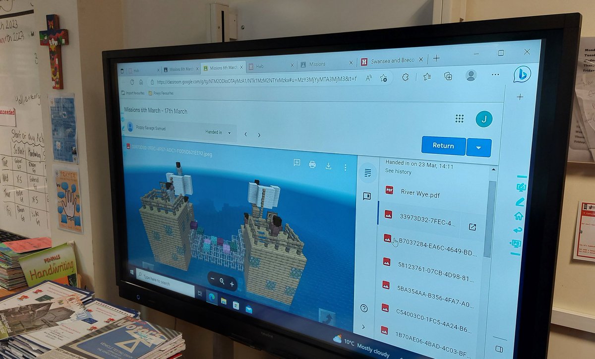 swanbreced's tweet photo. Great to be working with @NewbridgeonWye pupils using @minecraft in an innovative way to explore Bible stories.
Creating scenes &amp; 1st step in making a film 
#MinecraftEdu #WalesCraftLearn @HwbAddysg_Cymru @WG_Education #curriculumforwales 
@PlayCraftLearn https://t.co/KaY5AbLlxC