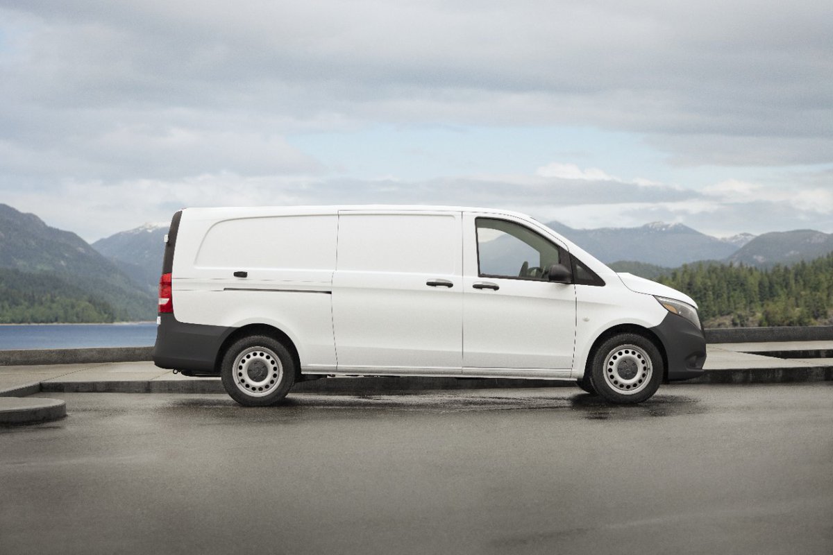sprinterokc's tweet photo. Mercedes-Benz Metris vans are designed for flexibility – so you can use yours the way you want to. Each has Mercedes-Benz quality, connected technology, and advanced safety features. https://t.co/qIvOGosl5M