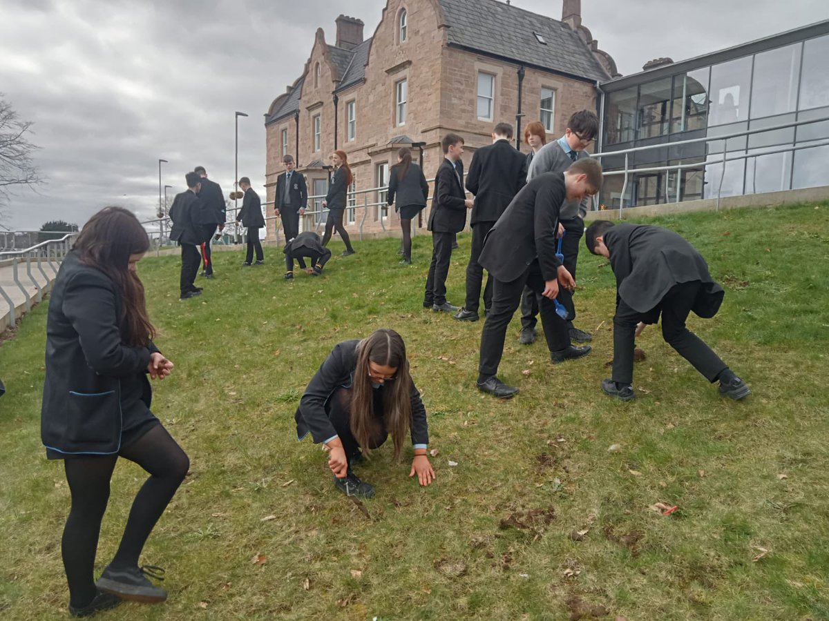 St. Louis Grammar School, Chemistry tweet media
