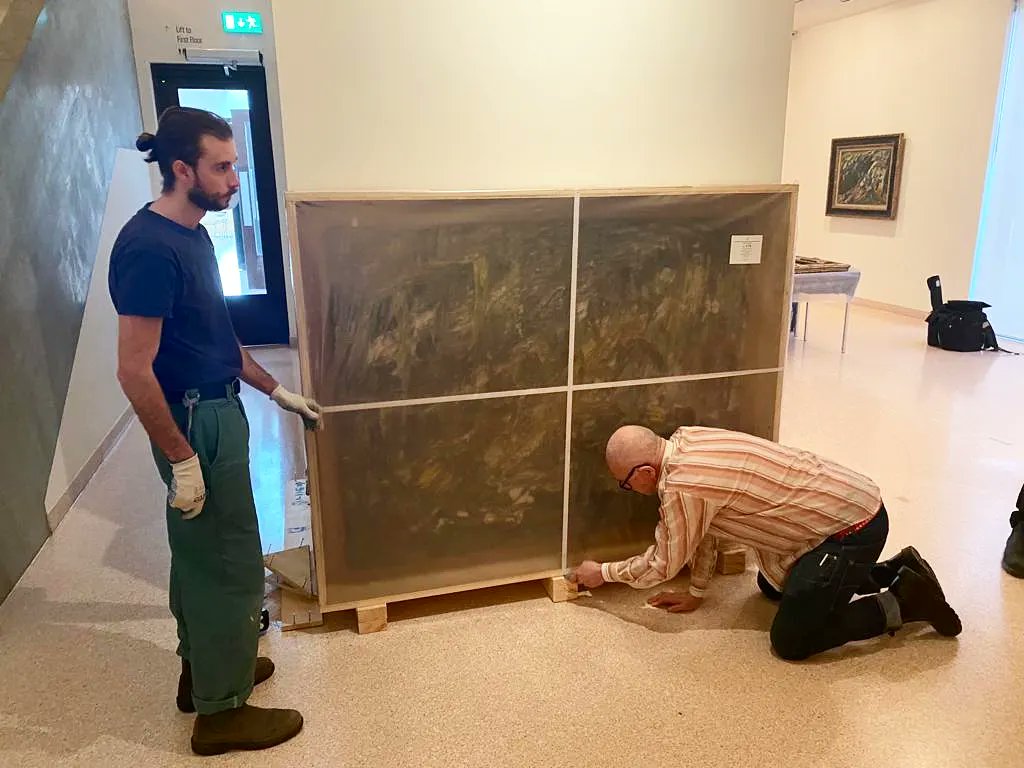 _art_on_sea's tweet photo. A sneak peek 👀
Soutine I Kossoff exhibition opens on Saturday 1 April.
Online bookings are now open.
https://t.co/3wCAqzDHoV
@jamesrussell66
@Visit1066
@CoastalCultureT
@SussexModern
#hastingscontemporary #Soutine #Kossoff #newexhibition https://t.co/6ZnUzpGfHx