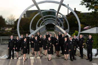 Looking for something unique to do this weekend? The US Navy Band's official chorus, the Sea Chanters, perform at the Oceanside Pier Amphitheater on Sat, Mar 25 at 6:00 p.m.  
Outdoor concert, no tickets required.
#OceansideCA #oceansidecalifornia #usnavy #weekend #oceanside