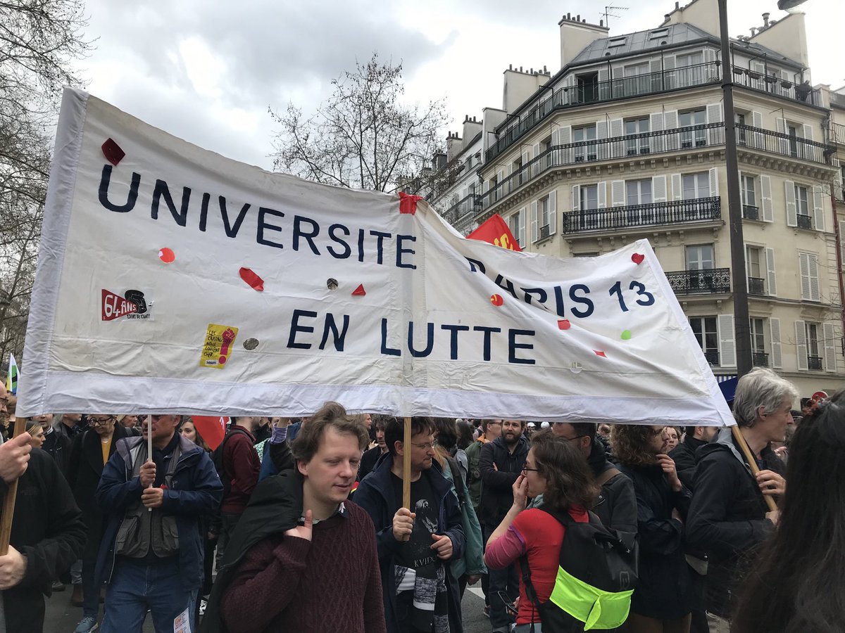 sinha_anne's tweet photo. Toujours là et toujours déterminé.e.s ! https://t.co/qIMgFoXEjb